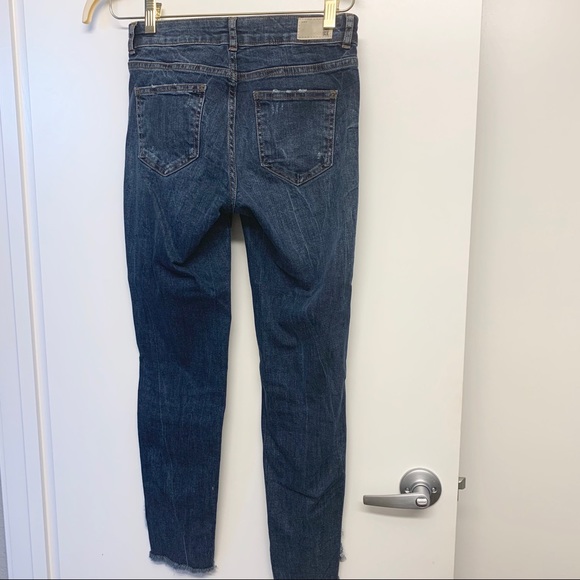 Zara Denim Dark Wash - Picture 3 of 3